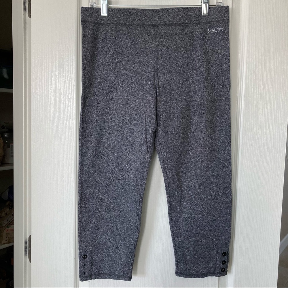 CALVIN KLEIN Workout Casual Capri Pants NWOT